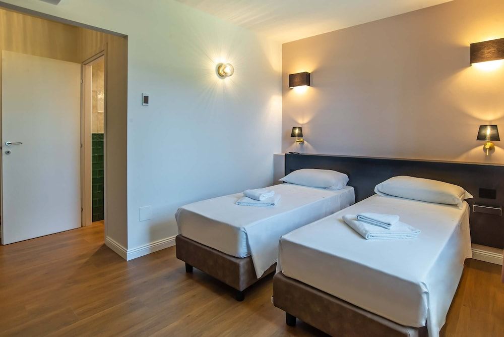 Residenza di Campagna Montelleri Classic Double or Twin Room 12