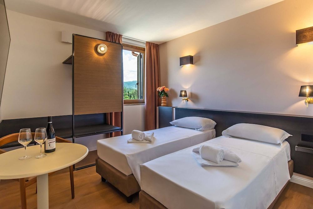 Residenza di Campagna Montelleri Classic Double or Twin Room 9