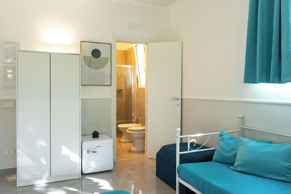 Royal Rooms Comfort Double Room, Garden View 10