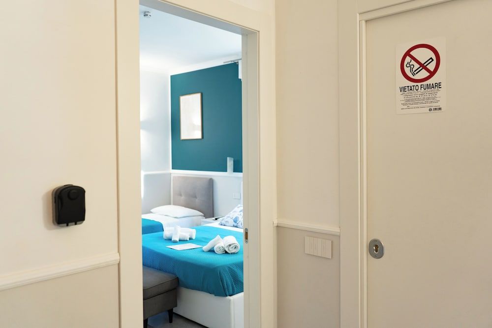 Royal Rooms Superior Apartment, Patio, Garden View 14