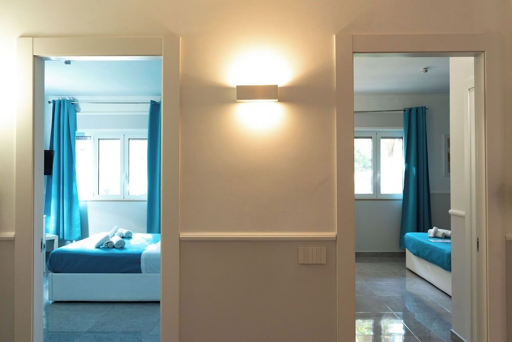 Royal Rooms Superior Apartment, Patio, Garden View 13