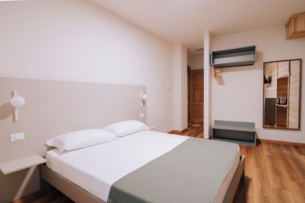 Aosta Holiday - Pam Pam Superior Room 7