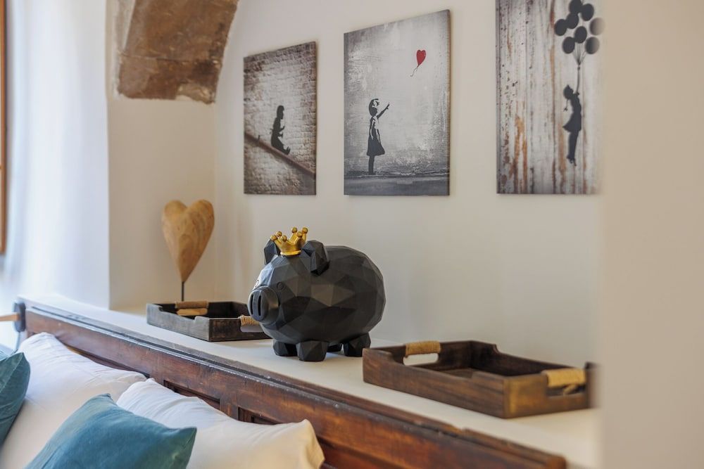 SOHO Fontana Grande By Dasso Luxury Triple Room, City View 16