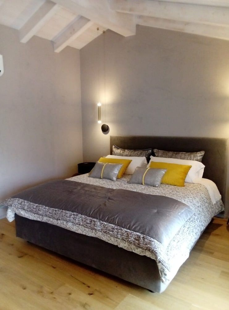 Decanter House Junior Room, 1 King Bed 4