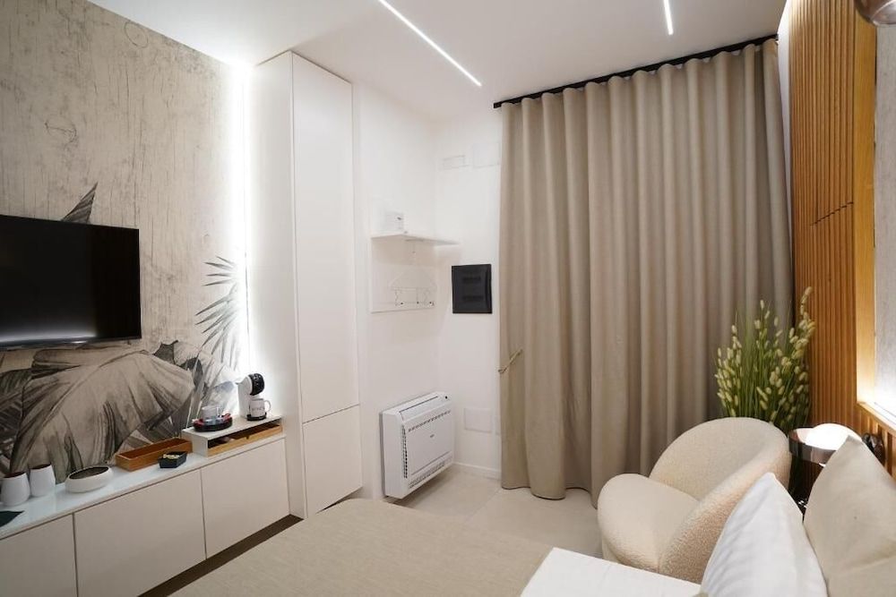 Barneys Club B&b Luxury Double Room, Patio 9