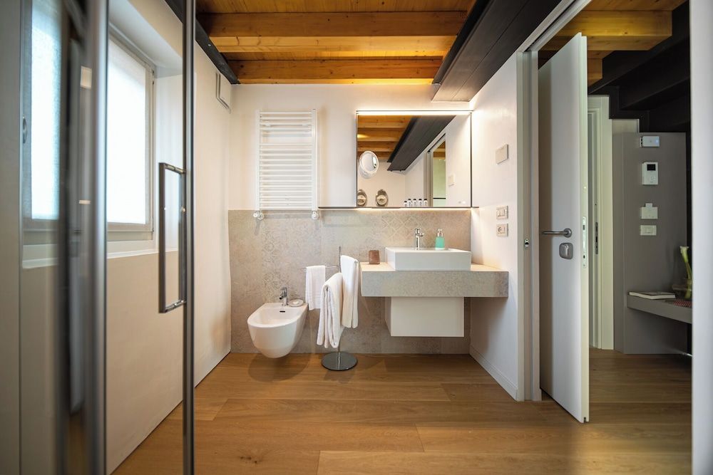 Tenuta Duchi Corbanus Duplex, Vineyard View 21