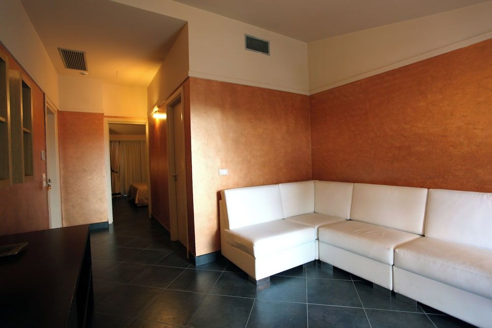 HOTEL BRIGANTI Luxury Suite 2