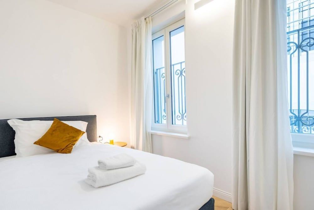 Apartment, 1 Bedroom, Courtyard View