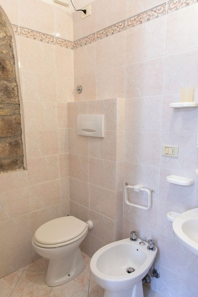 Camere Santa Chiara Classic Double Room, Courtyard View 4