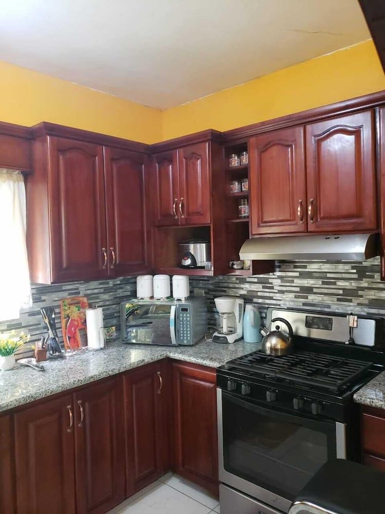 Mini Cozy Lodging House, 2 Bedrooms, Non Smoking, Kitchen 4