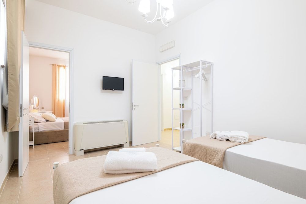 Deva Room Comfort Quadruple Room 2