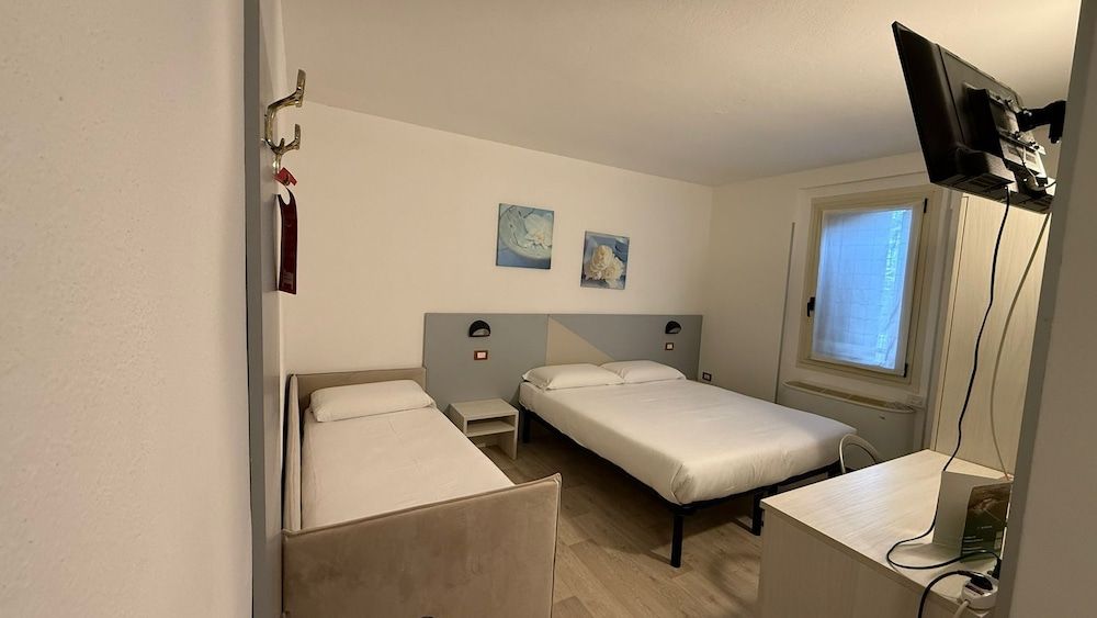 Hotel Bel Sito Peschiera Double Room (dependance, no lift) 2