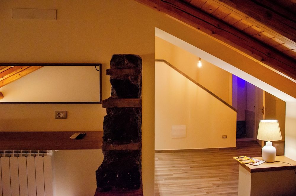 Palazzo Fiammingo Rooms Deluxe Suite, Balcony 3