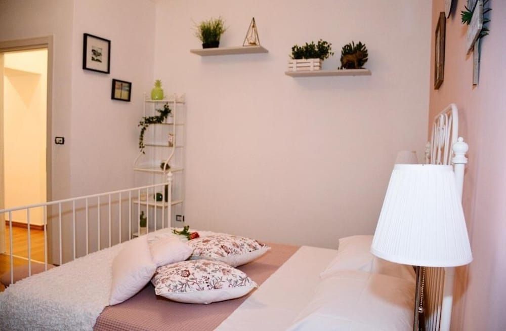 Lúrooms Double Room, Courtyard View 5