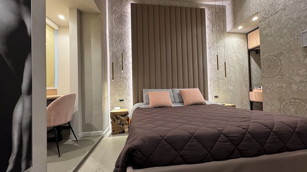 Tropicana room Deluxe Double Room 4