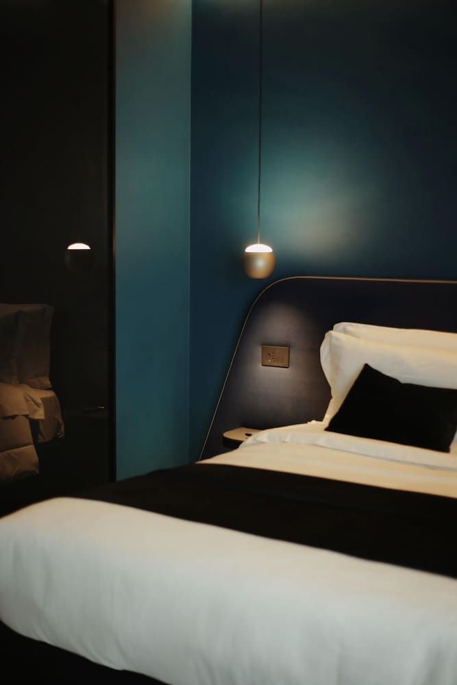 Nola Boutique Hotel Comfort Room, Courtyard View 8