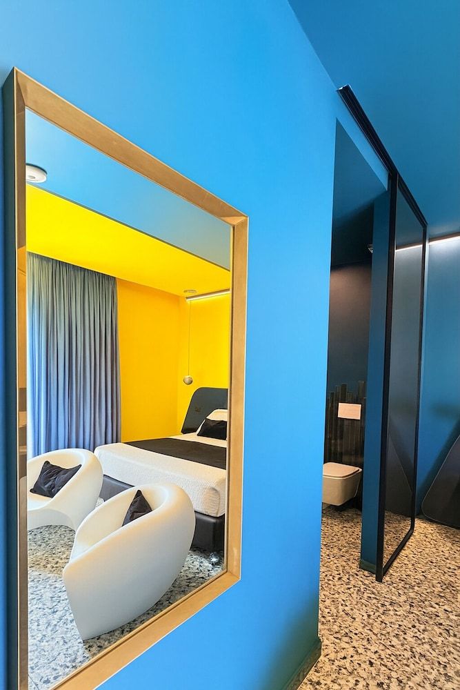 Nola Boutique Hotel Comfort Room, Courtyard View 6