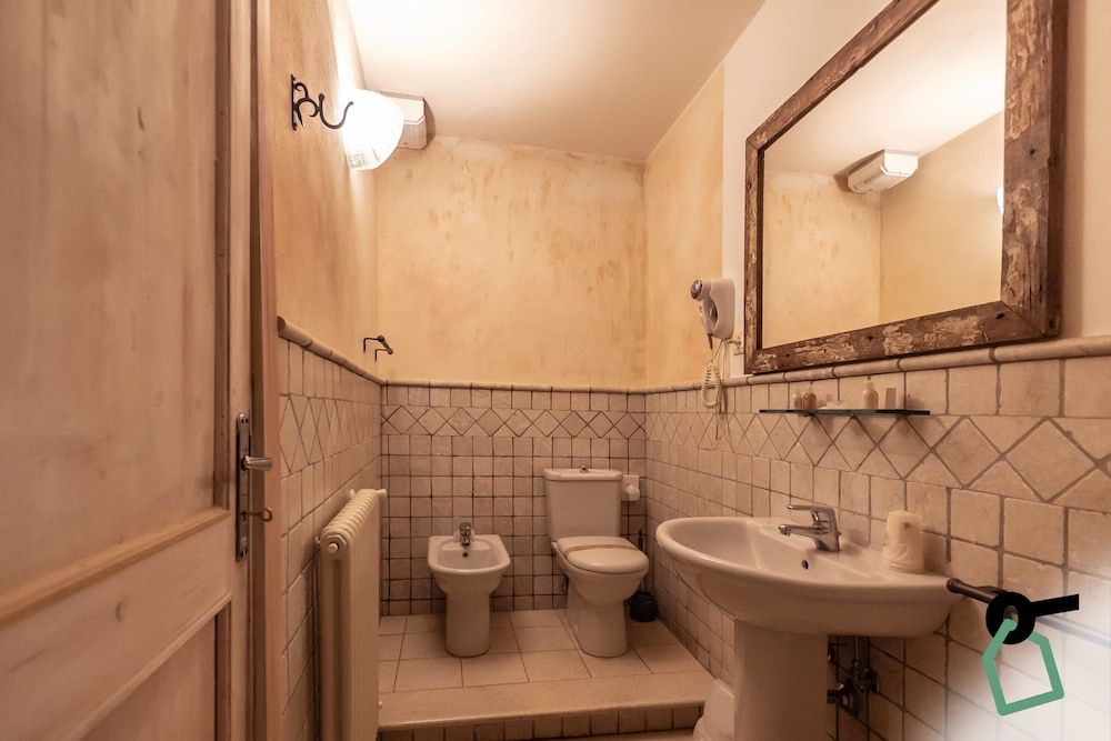 Hotiday Vezzano Ligure Double Room 13