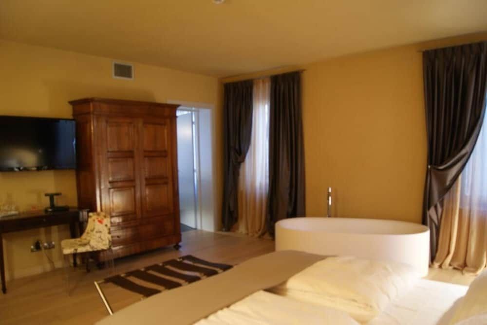 Damaranto Residenza e Cucina Suite Vista Castello 2