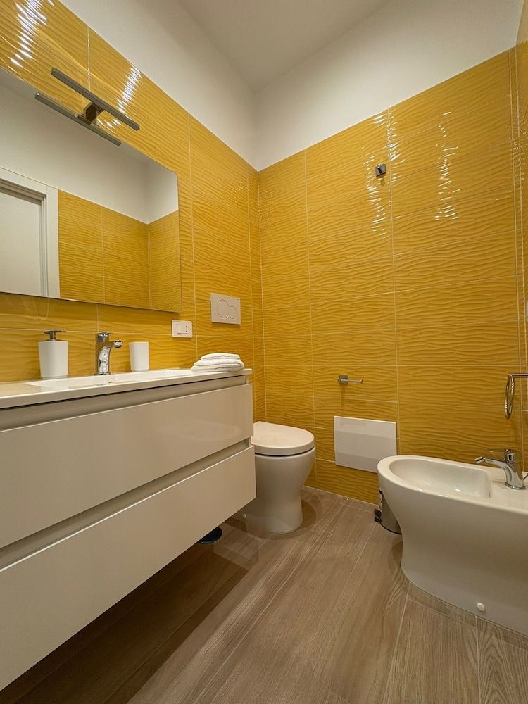 Domus Matronae Deluxe Double Room, Balcony 8