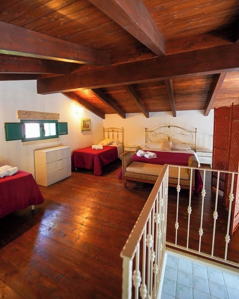 Tenuta San Tommaso Family Apartment, Garden View 2