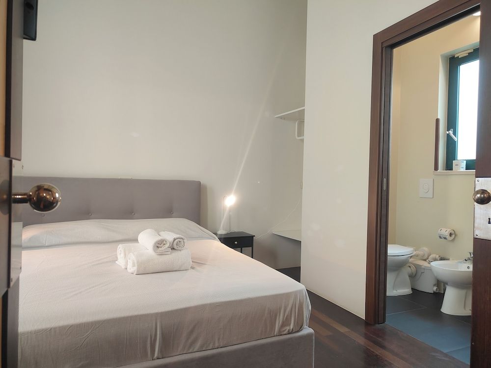 Dimora San Triggiano Deluxe Duplex, City View 5