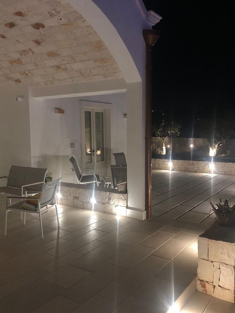 Villa Itriò Comfort Triple Room, Pool View 19