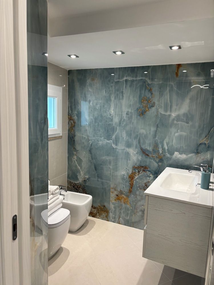 LA PERLA AZZURRA Apartment, Marina View 10