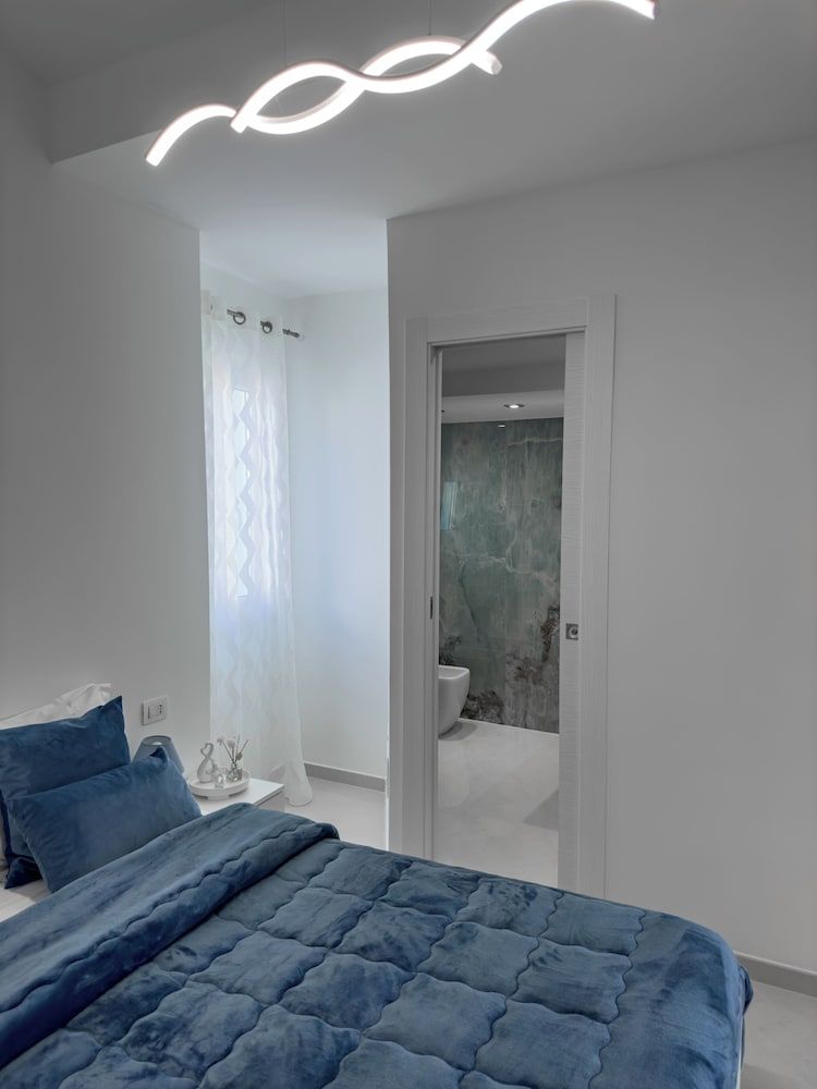 LA PERLA AZZURRA Apartment, Marina View 3