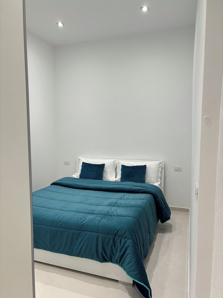 LA PERLA AZZURRA Deluxe Apartment 2