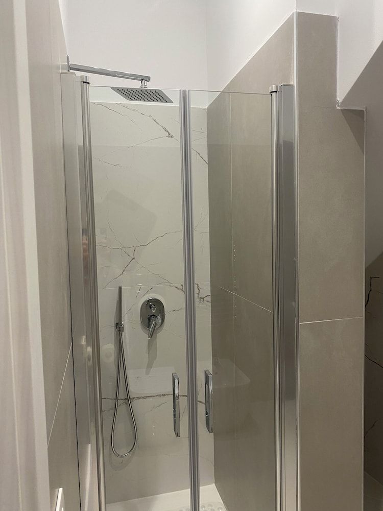 LA PERLA AZZURRA Deluxe Apartment 10