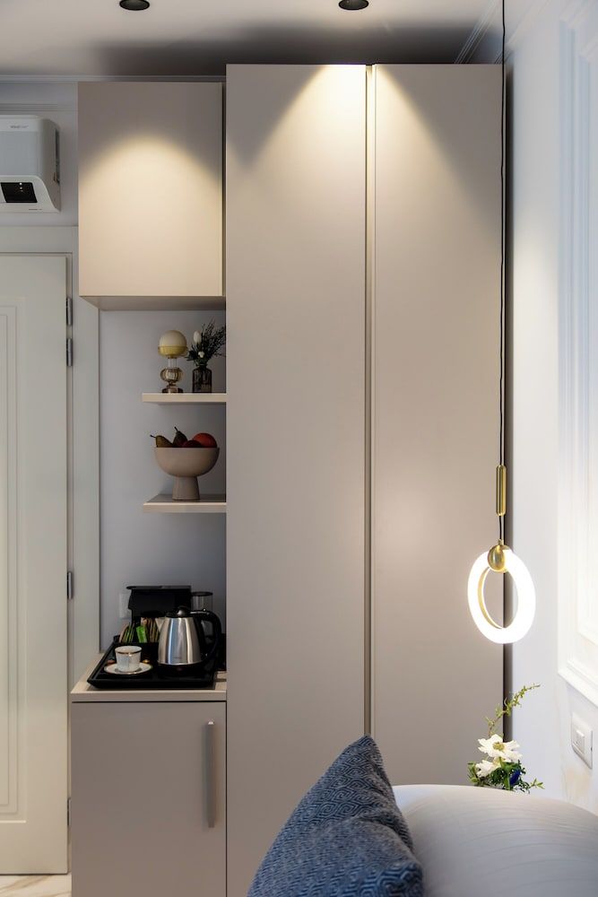 Dama Luxury Suites Pompei Deluxe Room 7