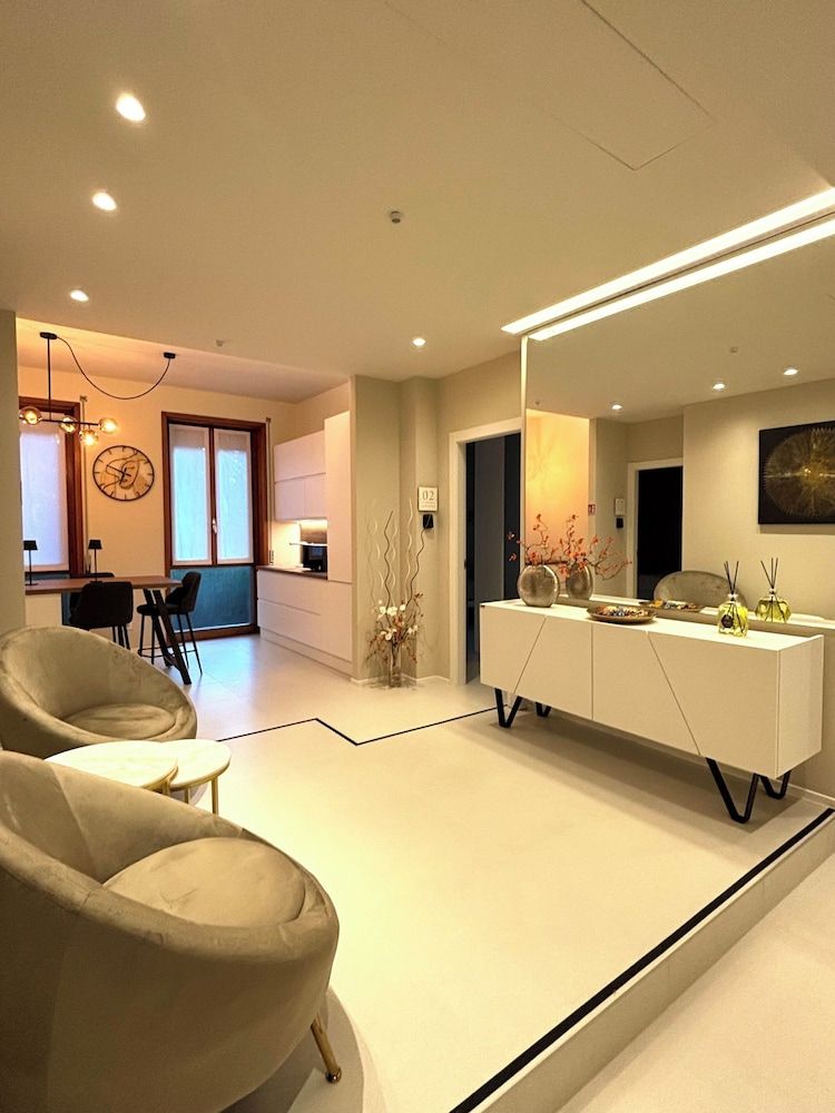 Glass room 03