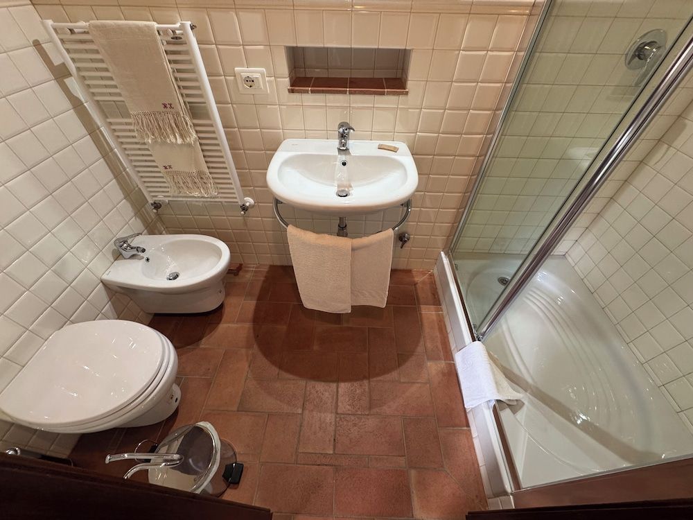 Historic Farmhouse Casa del Chiodo Classic Double Room, Private Bathroom 14