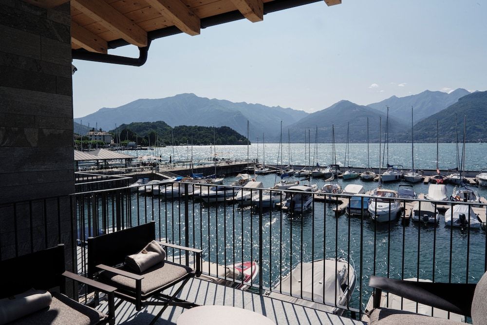 Lago Dorato Marina Lodge Superior Triple Room, Lake View 4