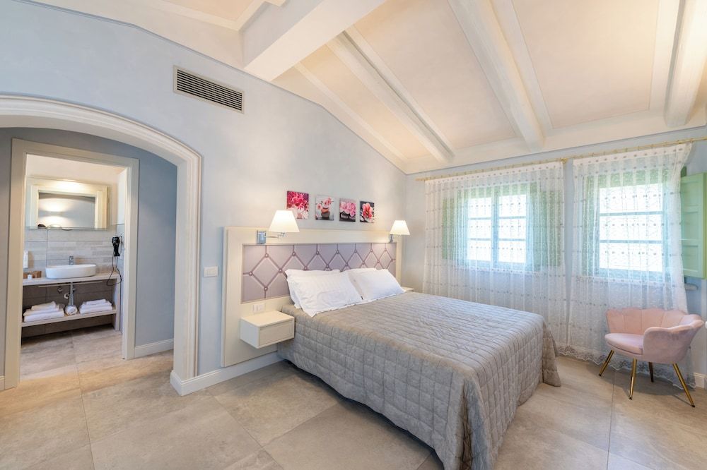 Borgo Sante Country House CAMERA MATRIMONIALE CON ACCESSO DISABILI ROSMARINO