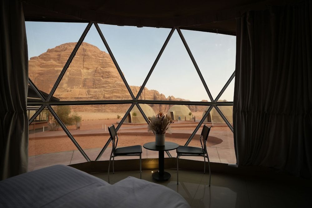 Terra Nova Camp Deluxe Twin Room 5