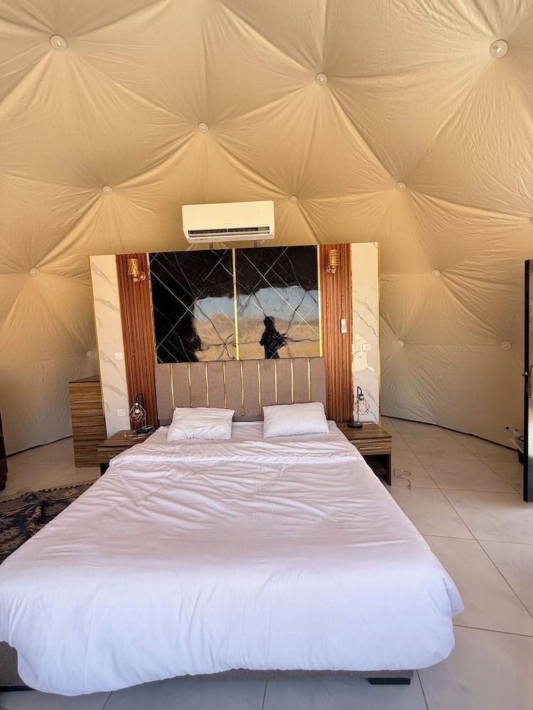 Arjowana Luxury Camp Standard Double Room, Desert View 3