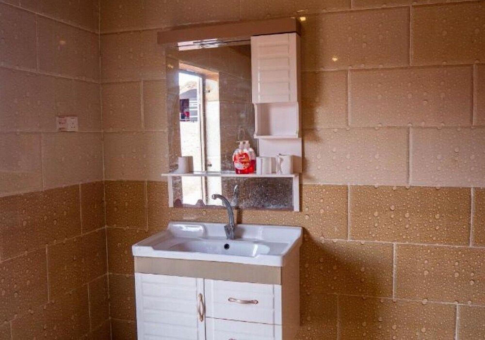 Wadi Rum Moon Twin Room, Desert View 11