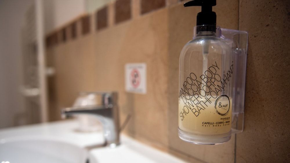 Tenuta dell'Argento by Rentbeat Triple Room 25