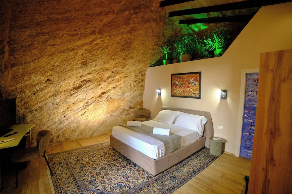 VILLA CAVETTA Luxury Studio Suite, City View 2