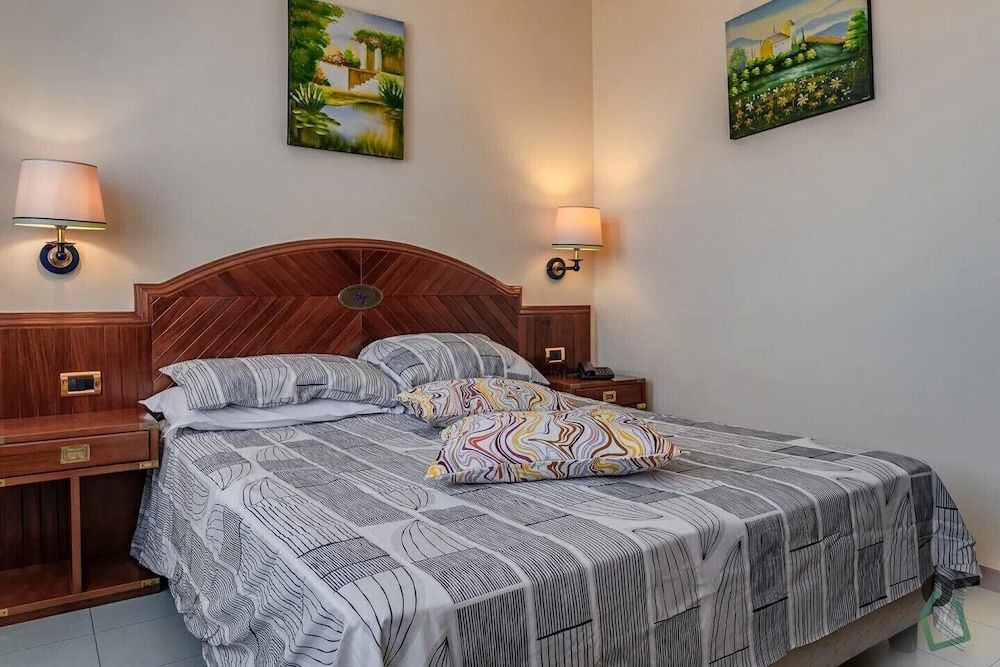 Hotiday Cecina Mare Double Room, Sea View 3