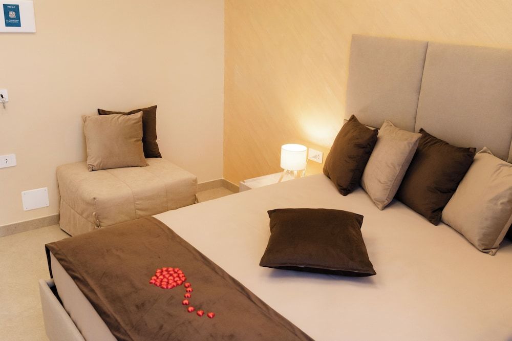 Partenope's house Deluxe Double Room, Balcony, Sea View 7