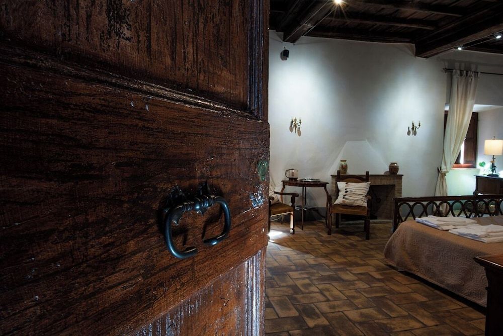 Palazzo Mazzini Standard Double Room, City View 5