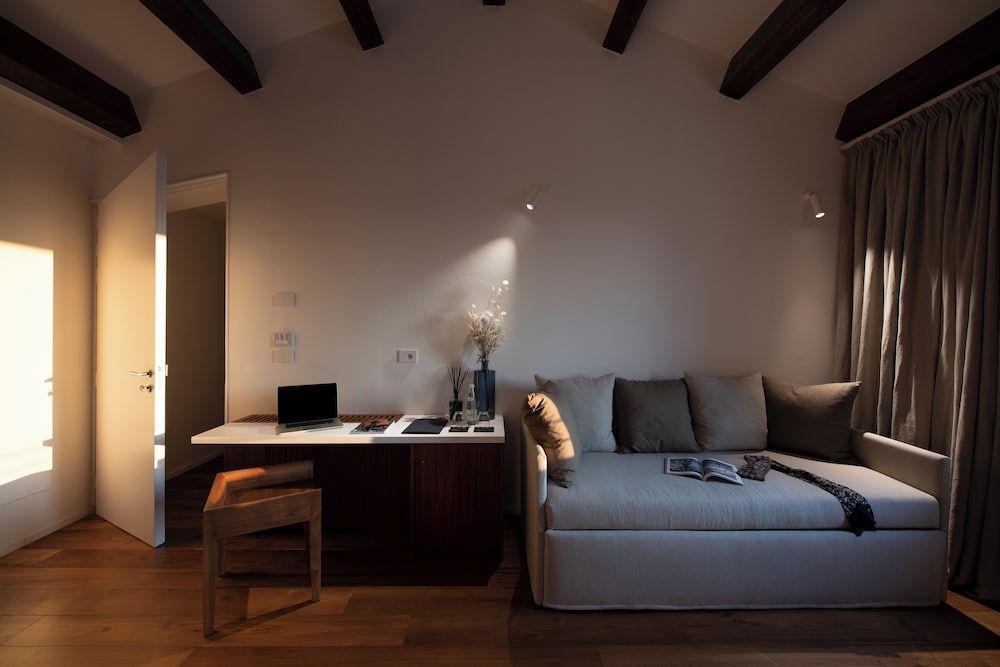 Locanda Remare Junior Suite, Courtyard View 3