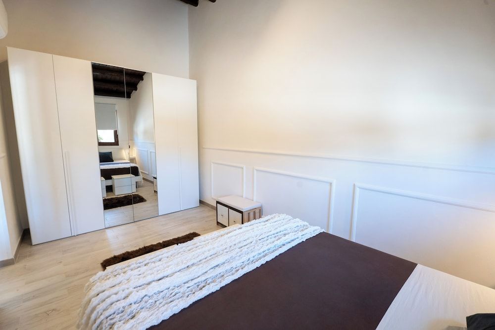 Feudo Nobile Superior Apartment, Patio 7