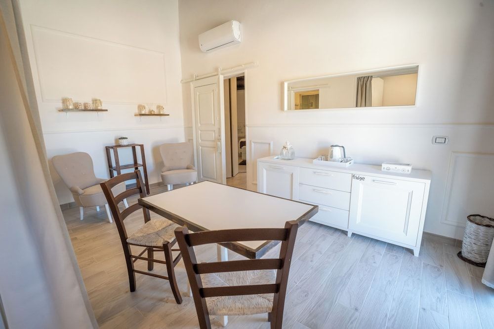 Feudo Nobile Superior Apartment, Patio 2