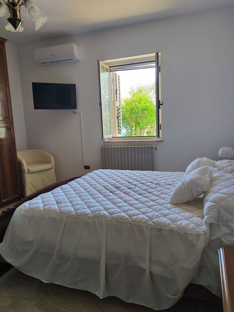 Holiday Calabria Rooms Comfort Double Room, Garden View 4