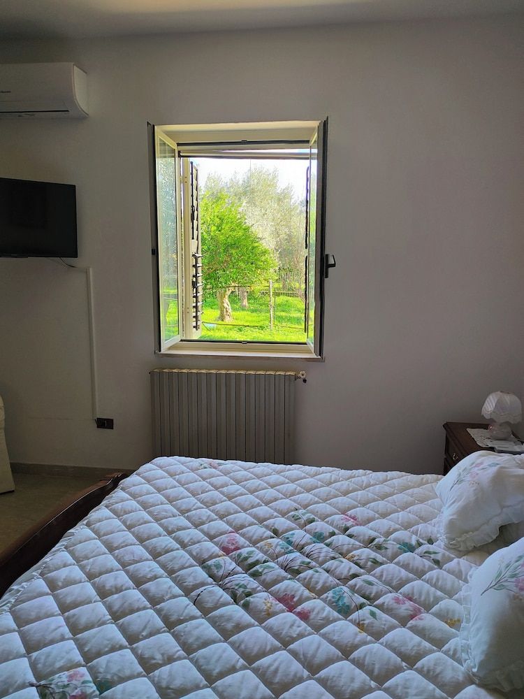 Holiday Calabria Rooms Comfort Double Room, Garden View 2