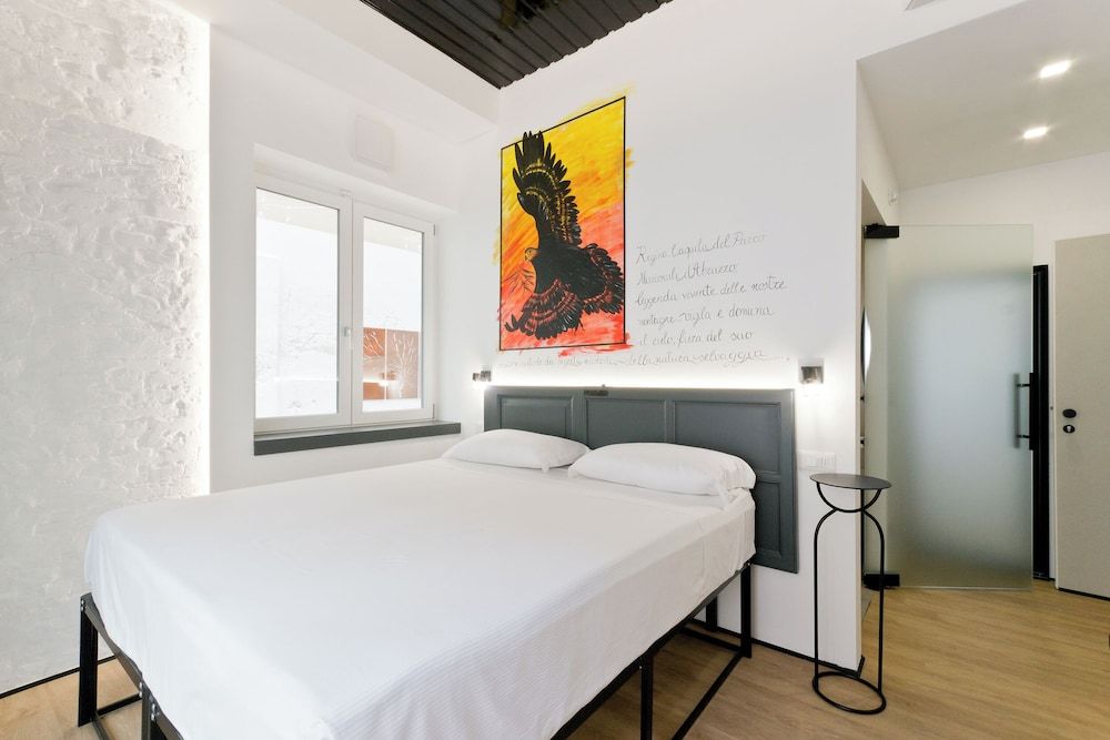 Borgo Centrale Rooms Deluxe Double or Twin Room, Roll-in Shower, Garden View 5